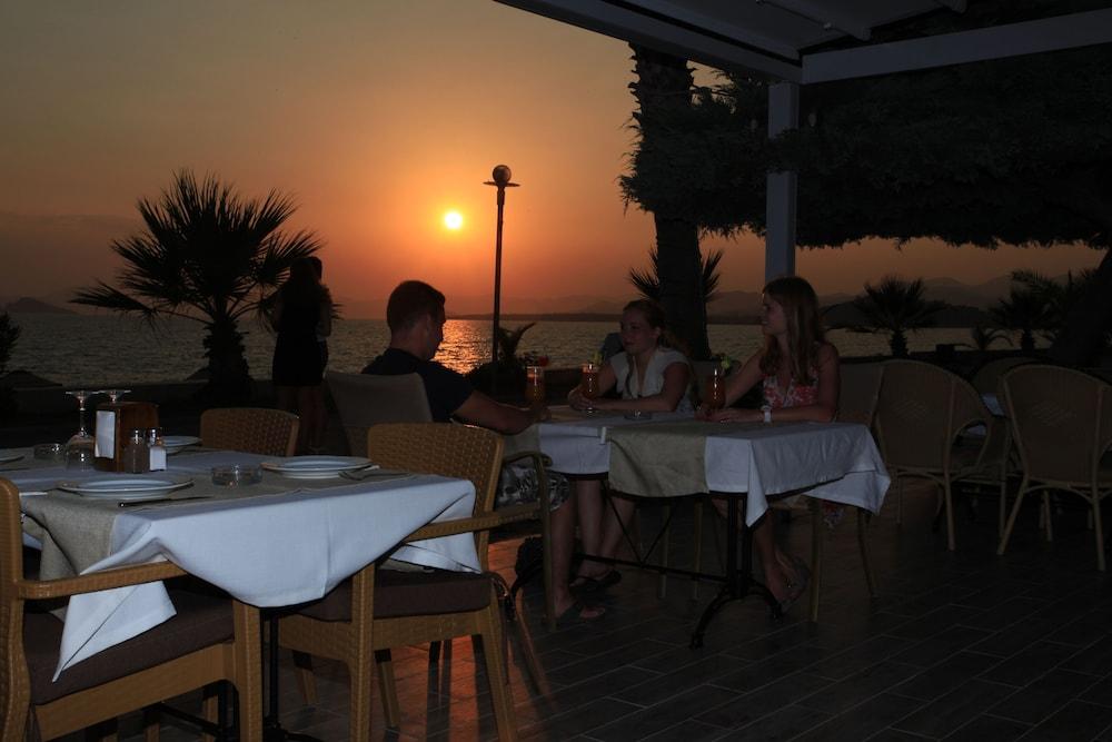 Malhun Hotel Fethiye Bagian luar foto