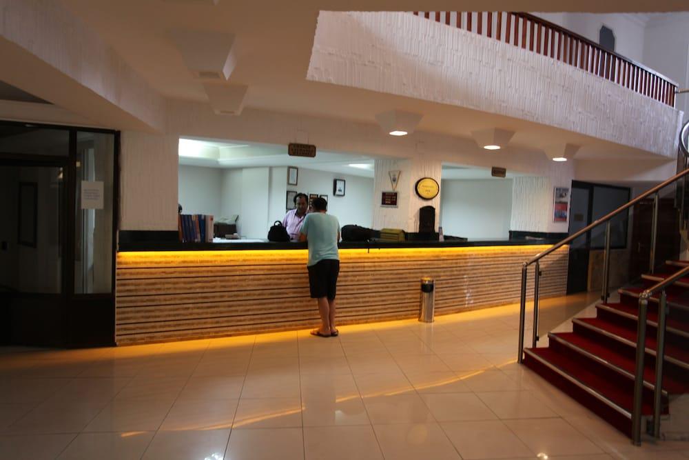 Malhun Hotel Fethiye Bagian luar foto